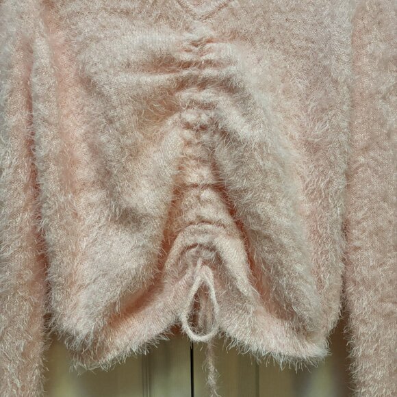 NWT Soft Fuzzy Ruched Front Sweater – Light Pink – Long Sleeve – Size 1X - Picture 3 of 3